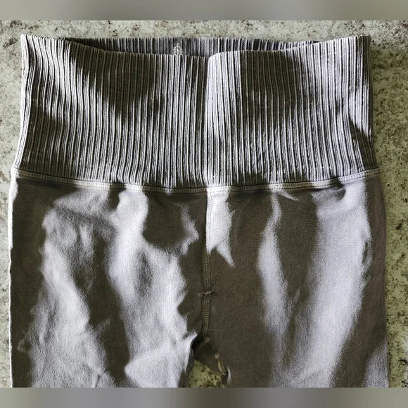 NWOT Free People Good Karma high rise leggings gray - Picture 6 of 10
